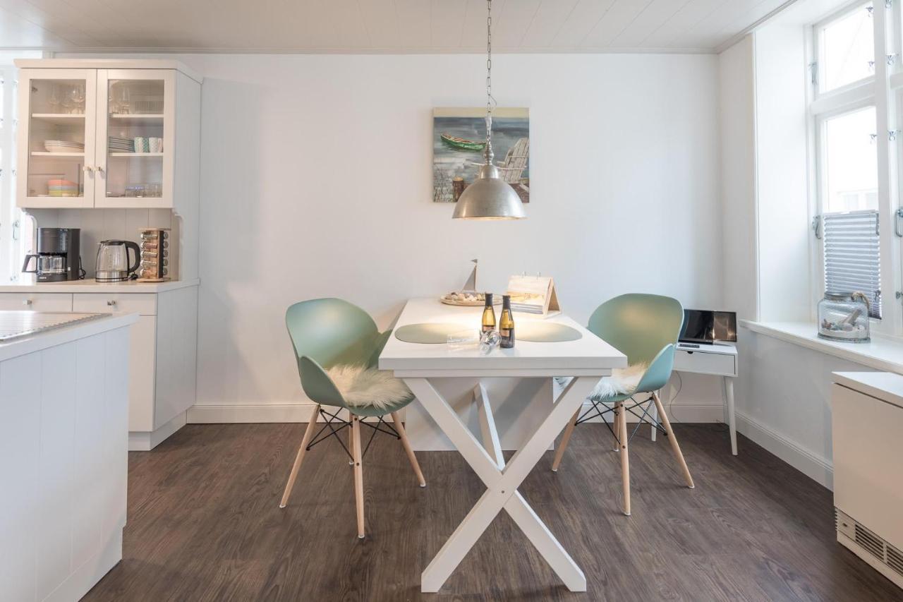 Apartmenthaus Theodor Storm Meeresstrand 후줌 외부 사진