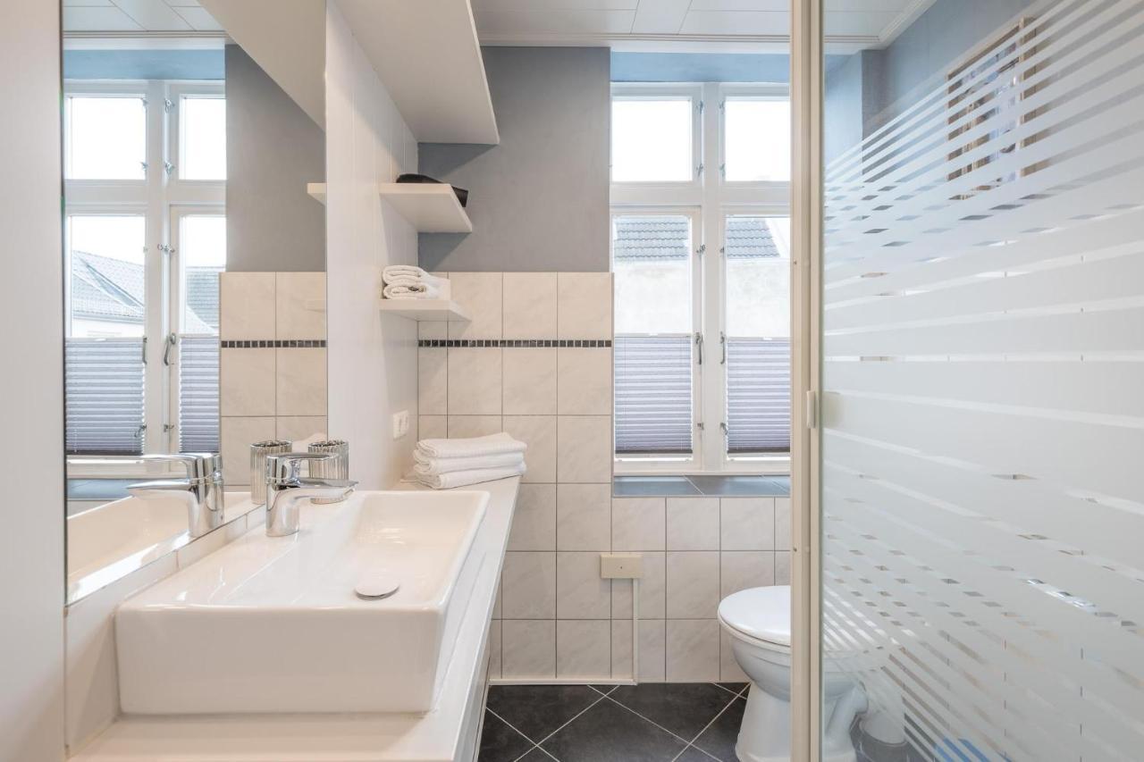 Apartmenthaus Theodor Storm Meeresstrand 후줌 외부 사진