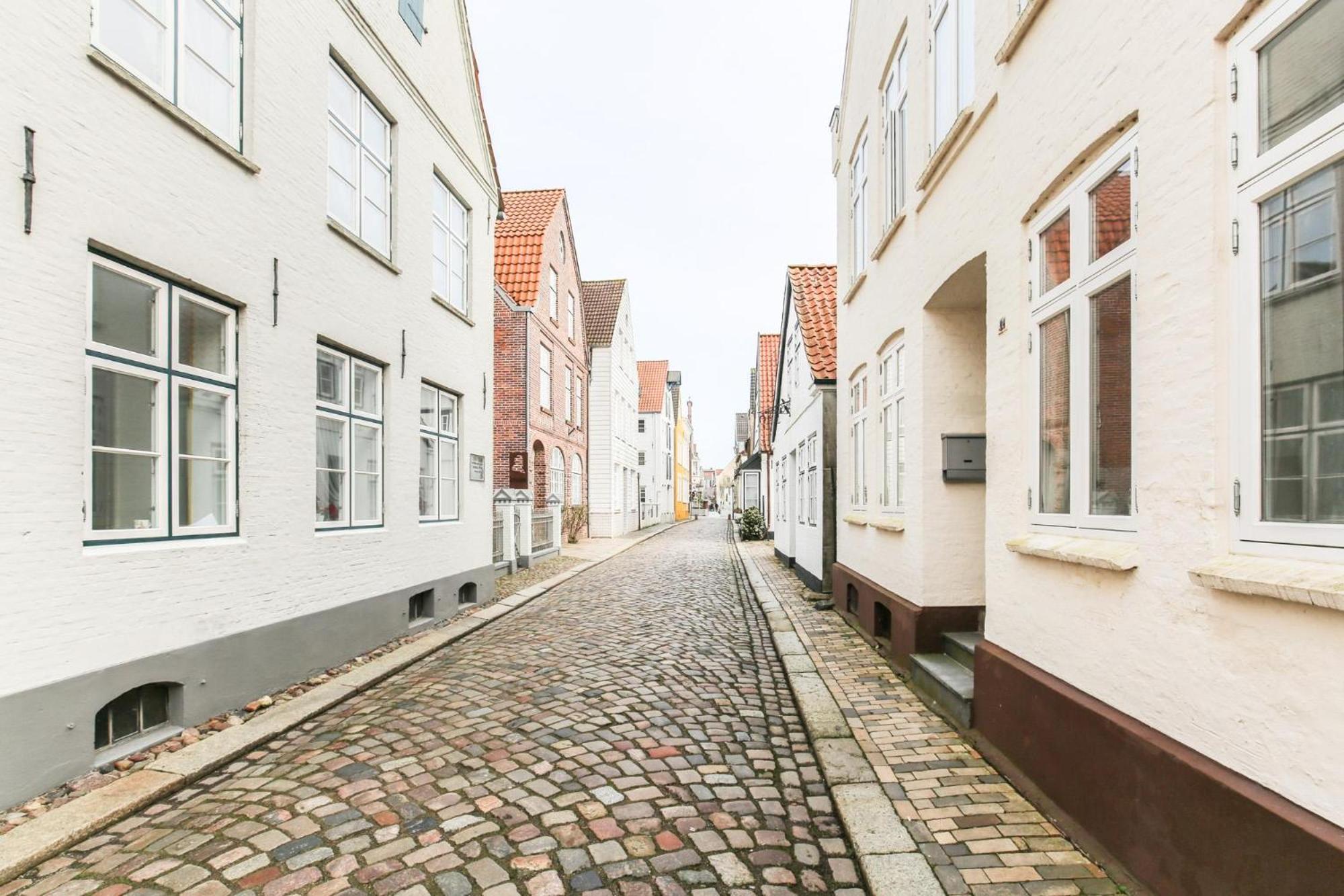 Apartmenthaus Theodor Storm Meeresstrand 후줌 외부 사진